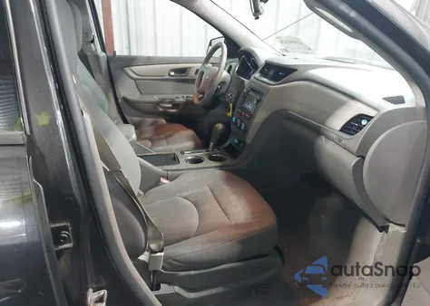 2014 Chevrolet Traverse Ls z USA, uszkodzony, nr VIN 1GNKRFED7EJ267903